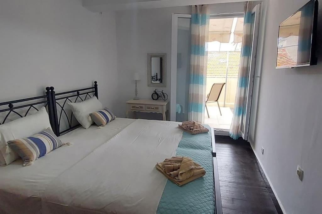 Old Port View Apartment, Διαμέρισμα Στο Κέντρο 2 Υπνοδωματίων Corfu  Eksteriør billede